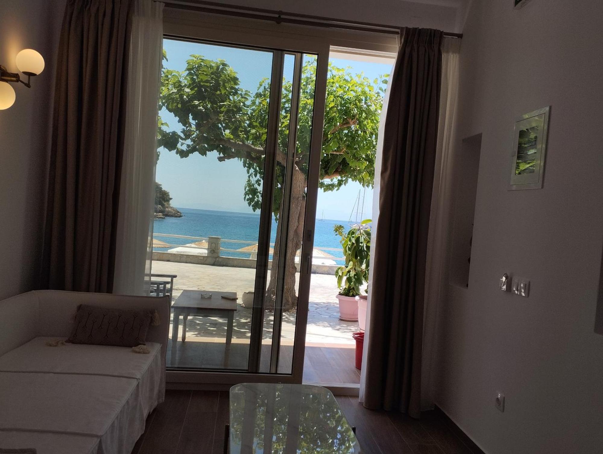 Hotel Nostos à Patitírion Extérieur photo