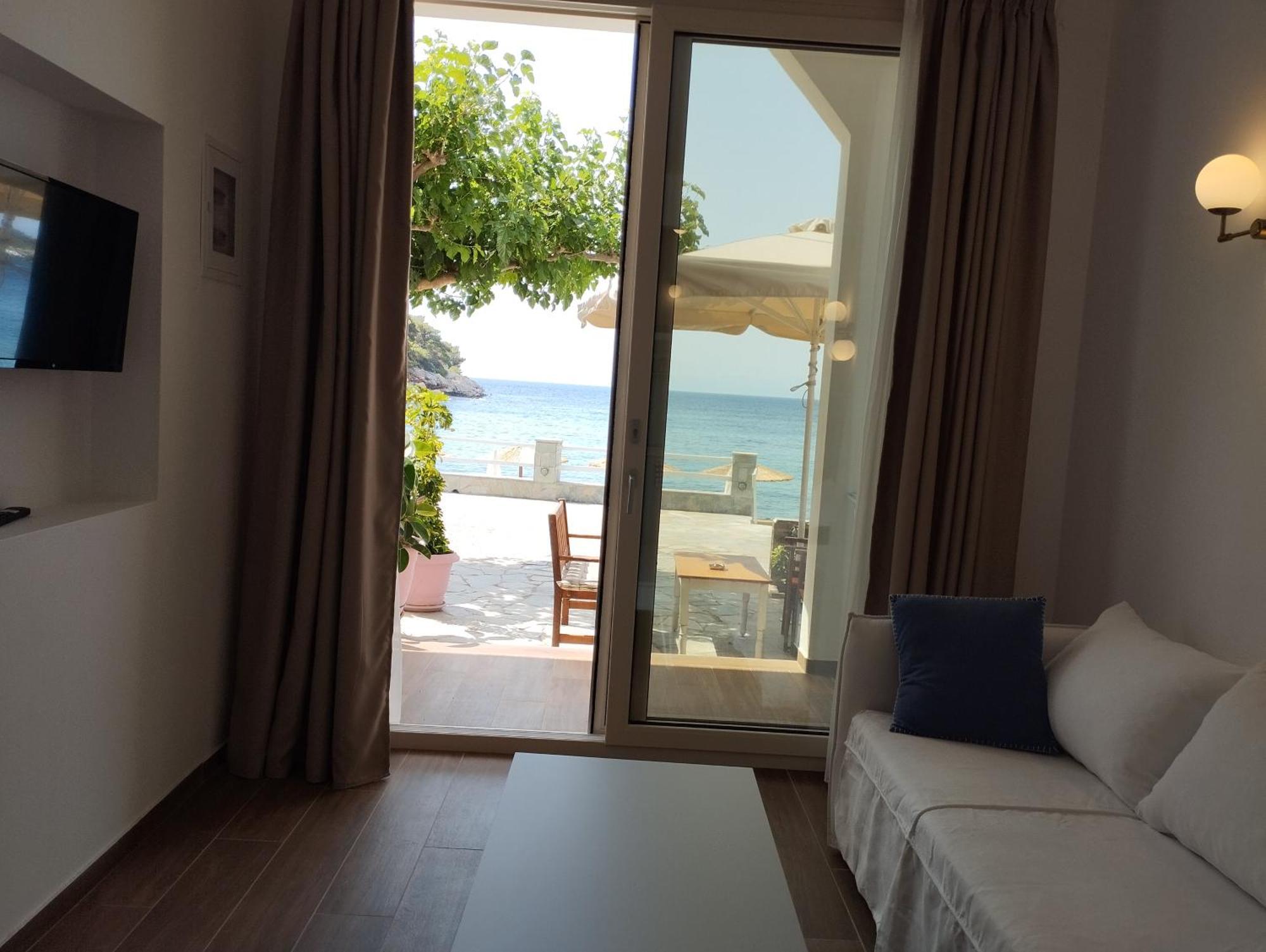 Hotel Nostos à Patitírion Extérieur photo