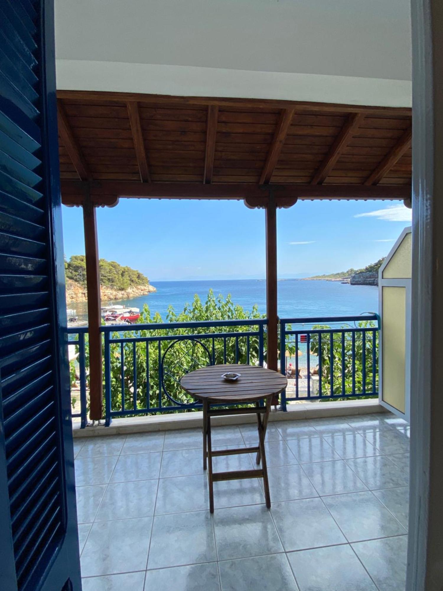 Hotel Nostos à Patitírion Extérieur photo