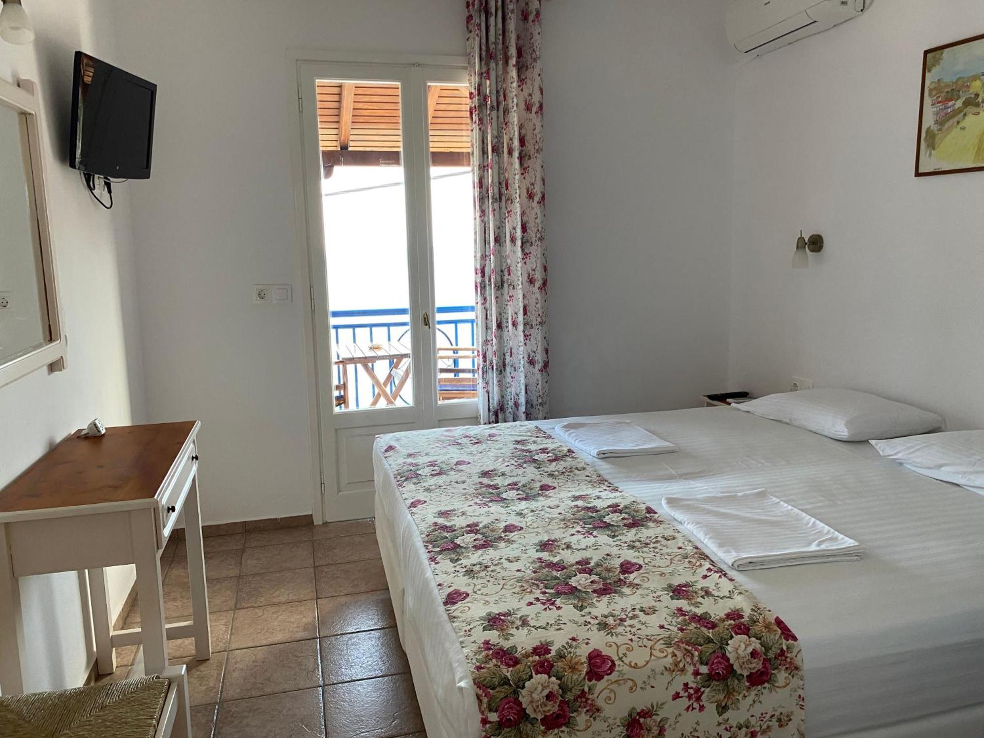 Hotel Nostos à Patitírion Extérieur photo
